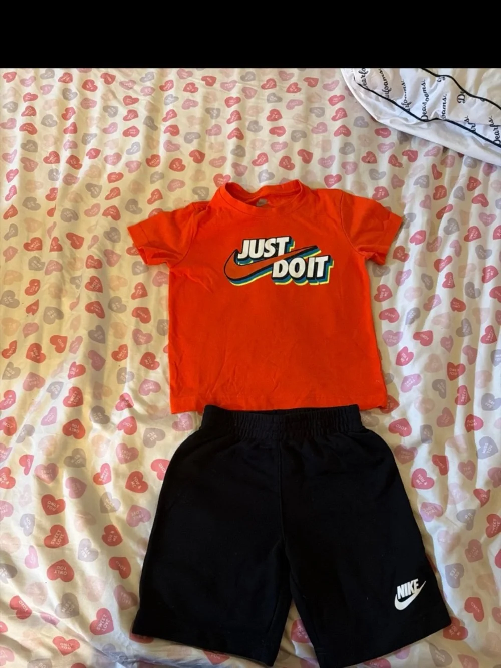 Nike short outift - Picture 7 of 8